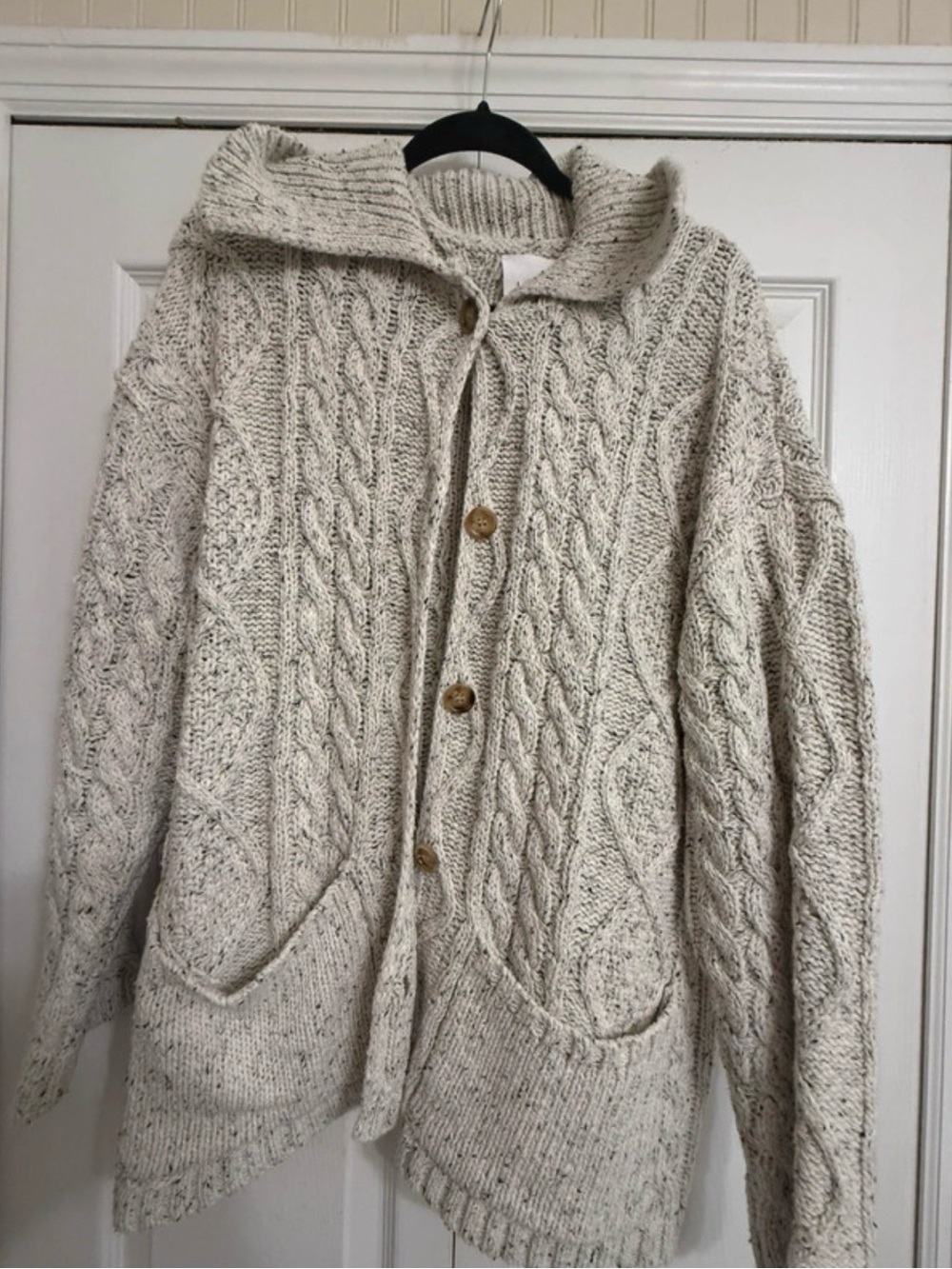 Le Lis Cream Cable-Knit Hooded Cardigan Sweater